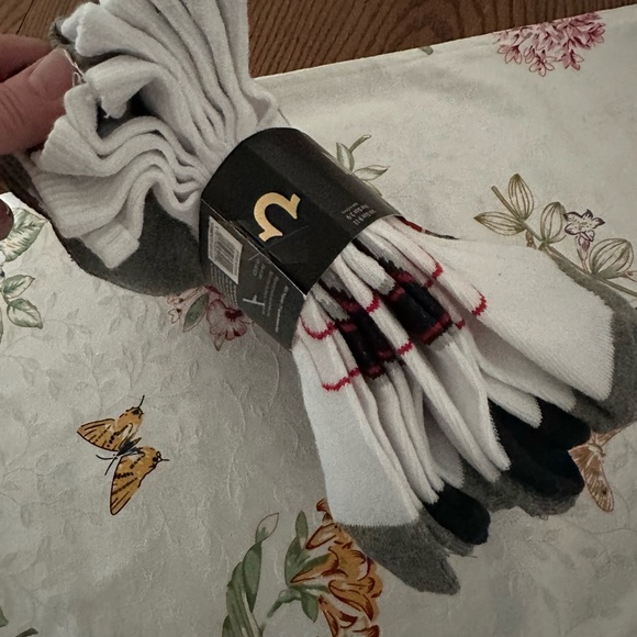 True Religion boys socks - Picture 5 of 7